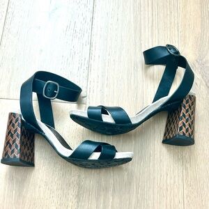 🔥Pedro Garcia Black Strappy Heels with Patterned Block Heel